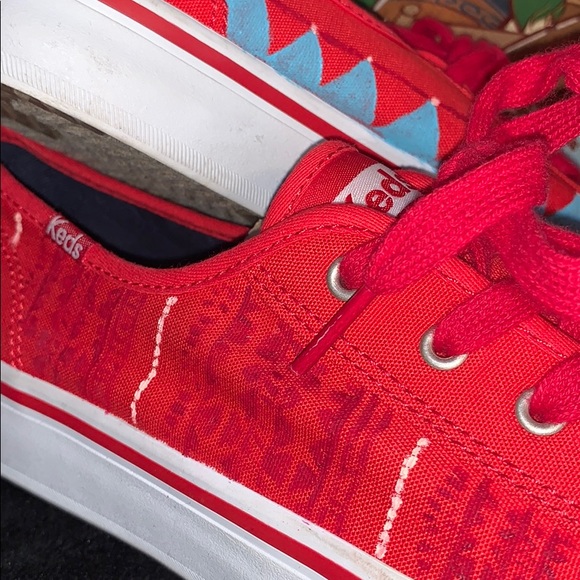 FREE GIFT W/ Moana-Inspired Hand-Painted Keds - Picture 3 of 5